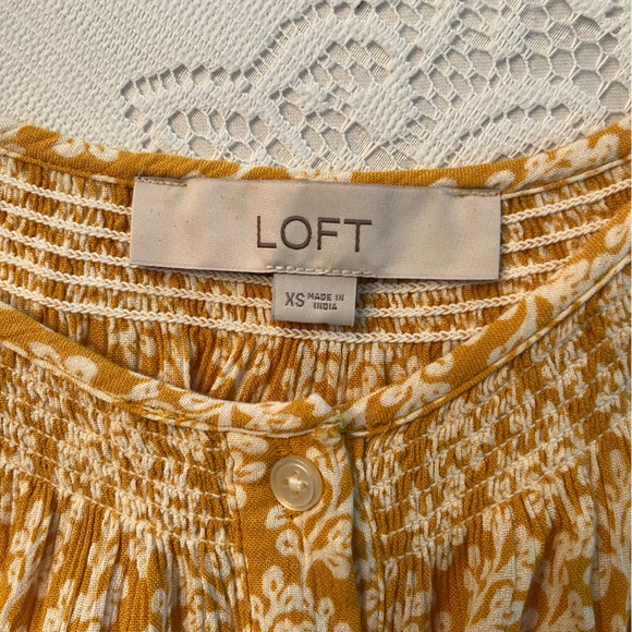 LOFT blouse - Picture 2 of 6